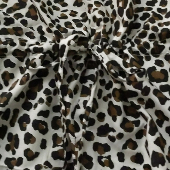 Vitamin A Cheetah Romper - Picture 3 of 9